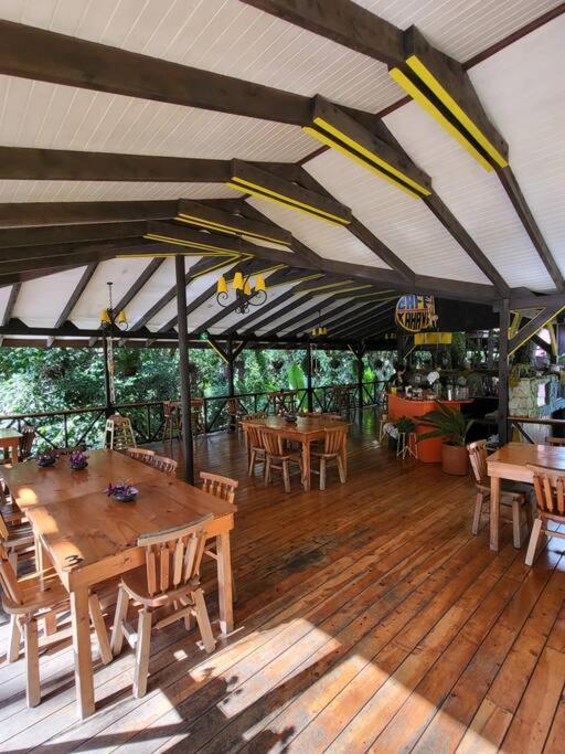 Unicorn Lodge: Direct Riverfront : Unique Experience San Gerardo de Dota Ngoại thất bức ảnh